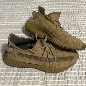 Mens Yeezy Boost 350 V2 Earth (no box)